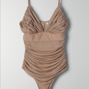 NWT Aritzia Ten by Babaton Luxor V-Neck Bodysuit